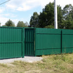 Профлист C-20, RAL 6005, двусторонний, устройство въезда, засыпка трубы Профлист C-20, RAL 6005, двусторонний, устройство въезда, засыпка трубы