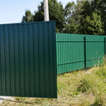 Профлист C-20, RAL 6005, двусторонний, устройство въезда, засыпка трубы Профлист C-20, RAL 6005, двусторонний, устройство въезда, засыпка трубы