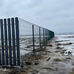 Вертикальный штакетник RAL 7024, ширина штакетника 136 мм, обрезка трапеция, монтаж в ряд, шаг 3 см. Вертикальный штакетник RAL 7024, ширина штакетника 136 мм, обрезка трапеция, монтаж в ряд, шаг 3 см.