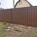 Штакетник 120 круглый, 8017, шахматка Штакетник 120 круглый, 8017, шахматка